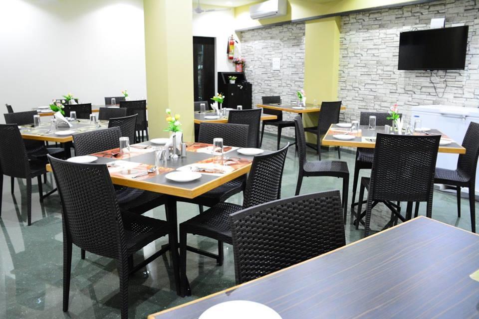 Hotel Ramkrishna Executive Barsi Bagian luar foto